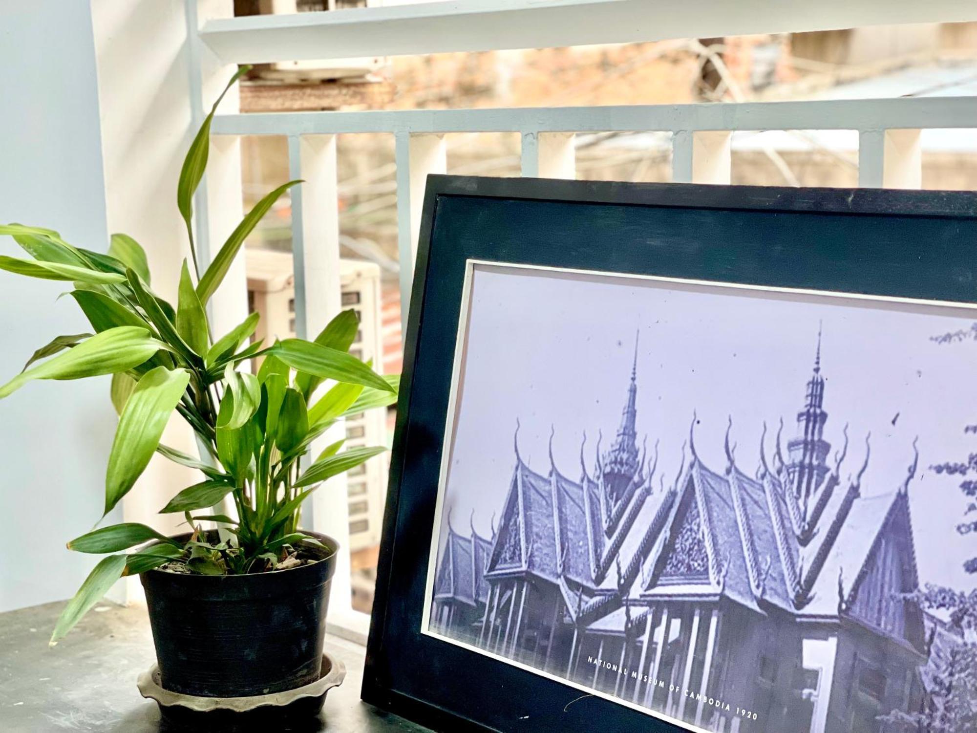 Rs Central Apartments - 200M To Royal Palace Phnom Penh Exterior foto
